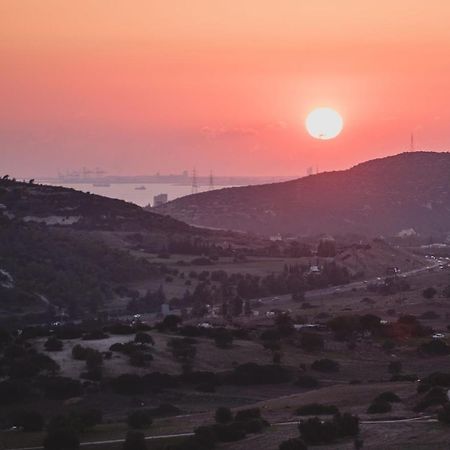 Sunset Retreat Cyprus Apartment Pentakomo Bagian luar foto